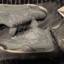 Air Jordan X KAWS 4 Retro Open Box Never Worn