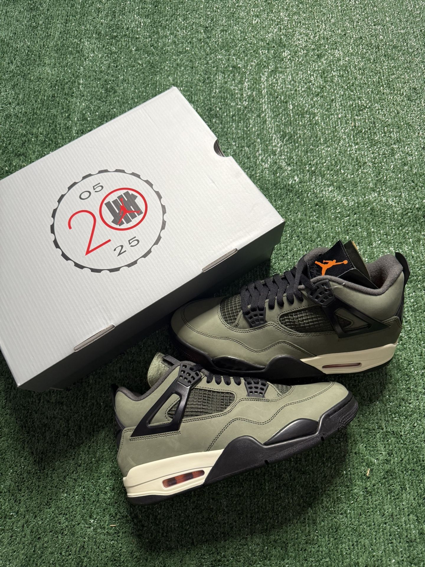 Jordan 4 OG SP Undefeated (2025)