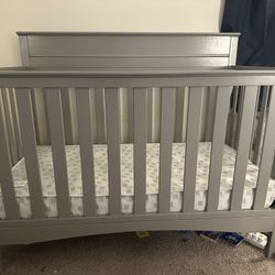 Baby Crib 