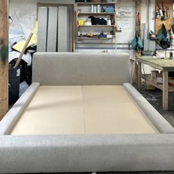 CUSTOM CLOUD BED