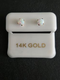 14k yellow gold opal earrings