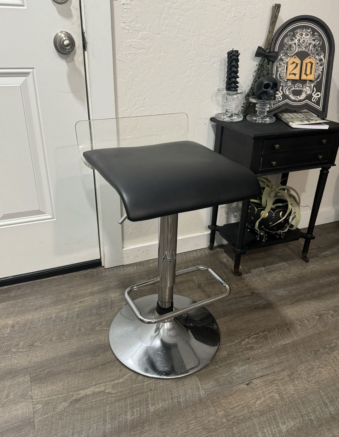 Black Bar Stool 