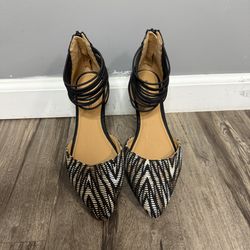 Stylish Black and Cream Women's Shoes