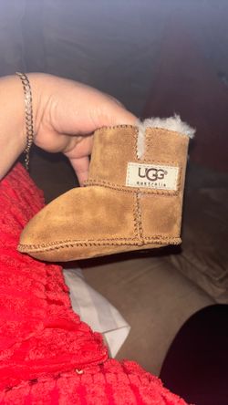 UGG