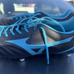 Brand New In Box MIZUNO MONARCIDA NEO SELECT MIX STUDS. Size 8.5