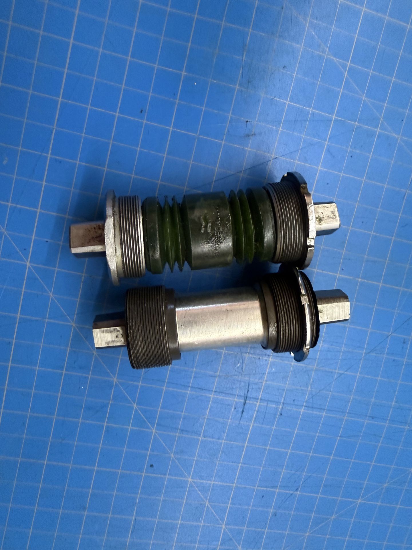 Assos / specialized bottom brackets