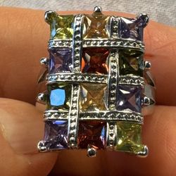 521 - RTT 925 Stamped With a Sparkling MultiColored Inlayed Settings Ring