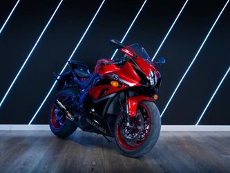2025 Suzuki Gsx-R 1000
