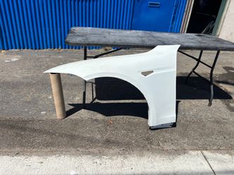 Good condition, comes with a 90 day warranty!