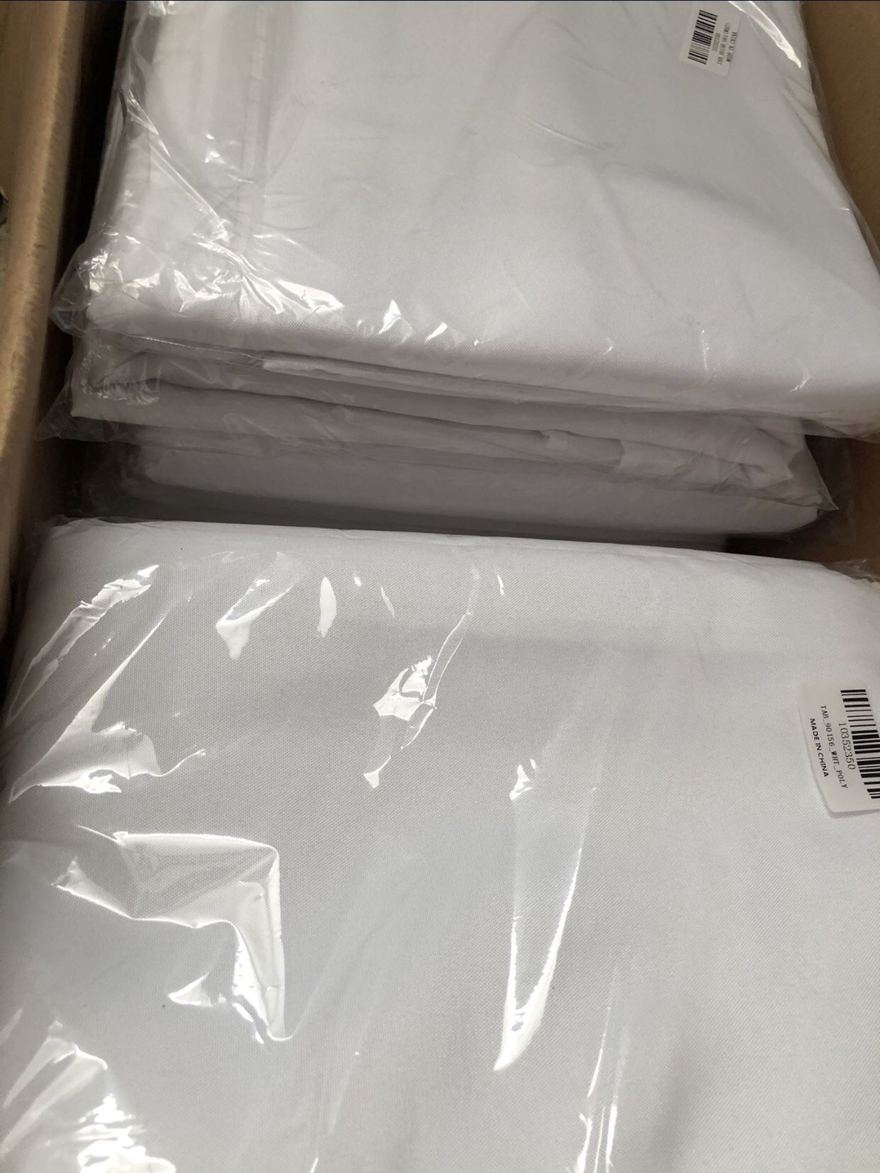 4 New White Poly Tablecloths 90 X 156