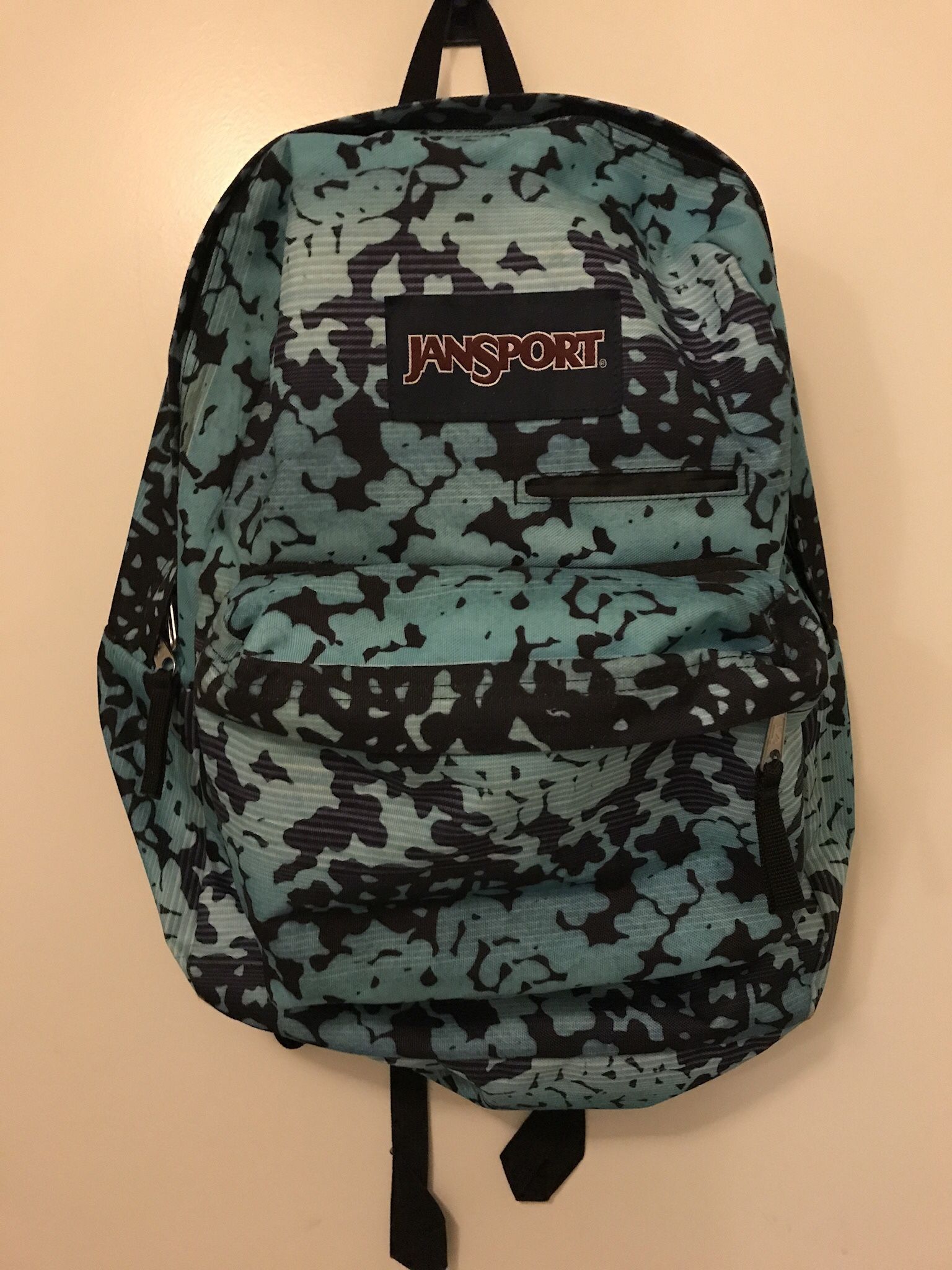 Jan sport Backpack Like new 