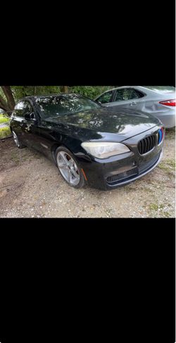 2012 BMW 750i