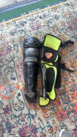 Baseball catching shinguards