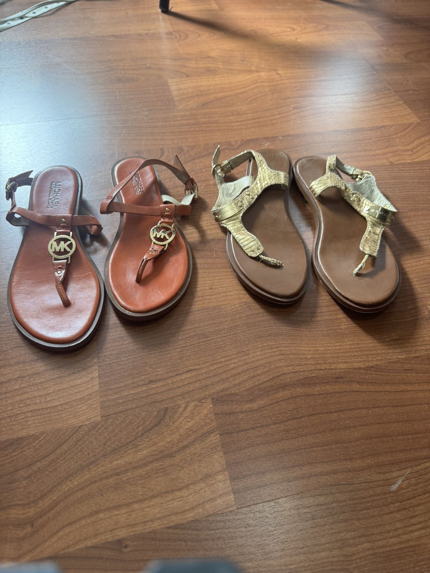 Michael Kors Thong Sandals Women’s Shoes Flats