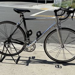 2008 carbon fiber lemond Zurich road bike “ like new “