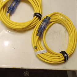 2 25ft Utilitech Extension Cords