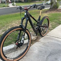 Full Suspension Mountain Bike 