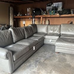 Leather Sectional Couch & Ottomon 
