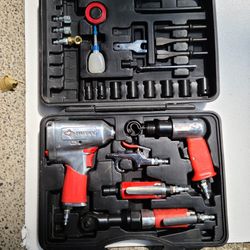 Pneumatic Tool Set Husky