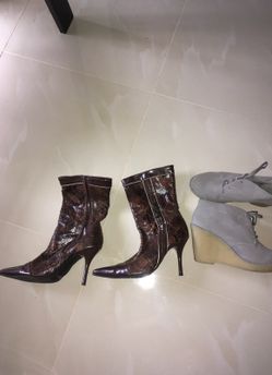 2 pair boots size 7