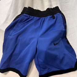 Nike Gym Shorts Youth Small