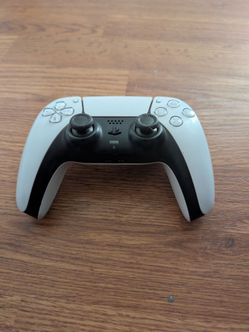 PS 5 Game Controller