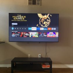 TOSHIBA 75-inch Smart TV