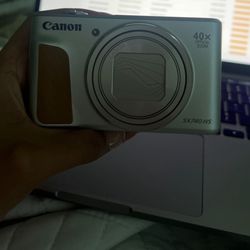 Canon Powershot Sx740