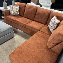 Stylish Deep Chaise Sectional!