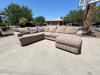 Sectional Couch - Free Delivery