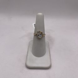 10kt Gold Engagement Style Ring w/ Stones