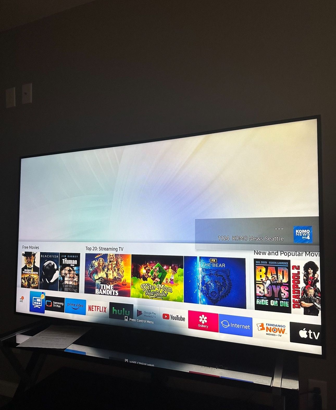 samsung 4k 65 inch tv with remote no legs