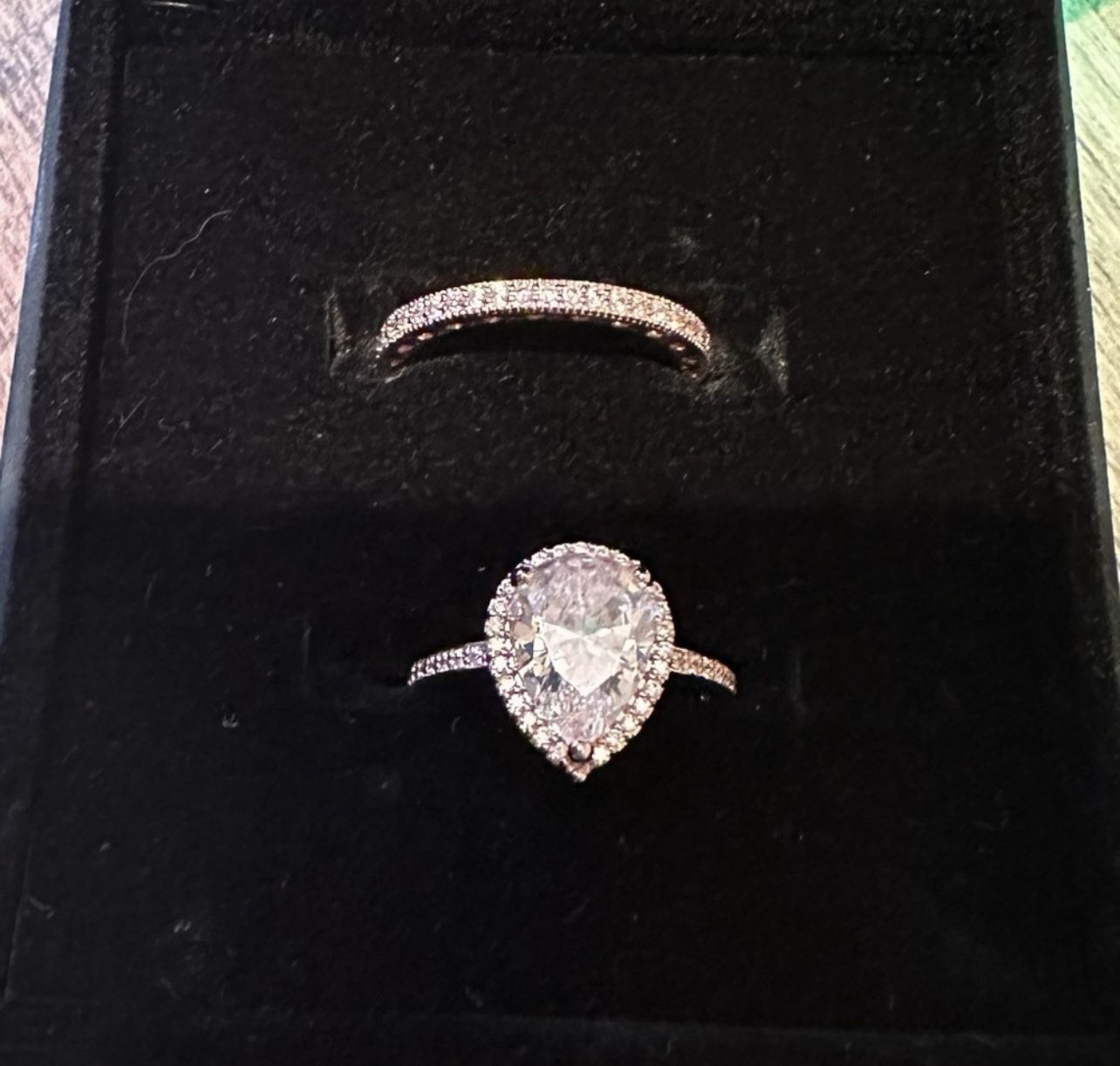 Beautiful Ring Set Sparkling Teardrop Halo & Sparkle/Hearts Rings BRAND NEW