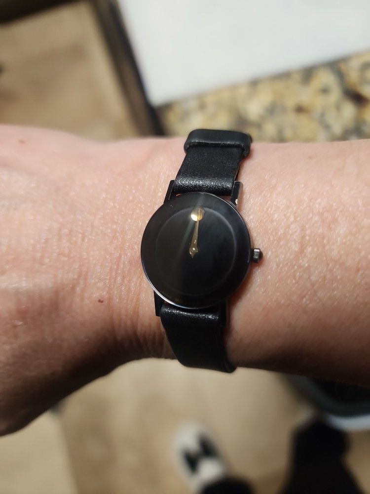 Movado Museum Classic Womens Watch w/ Original Box