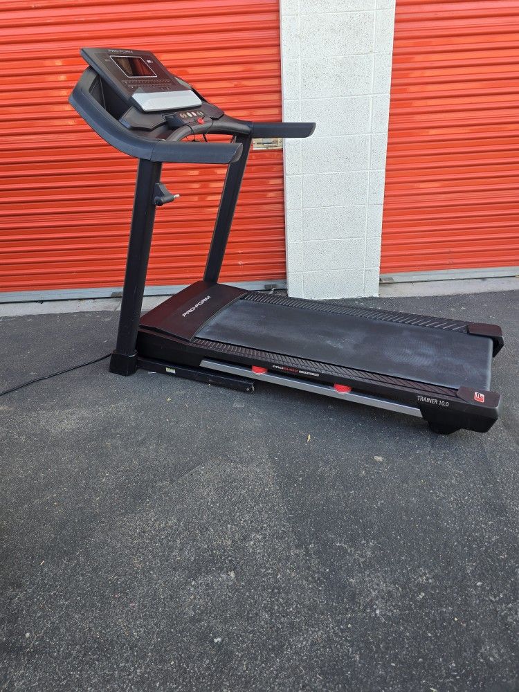 Proform Trainer 10.0 Treadmill 