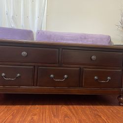 Coffe Table With 10 Drawers 