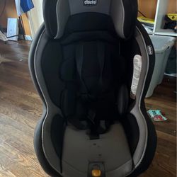 Chicco Convertible Car Seat 