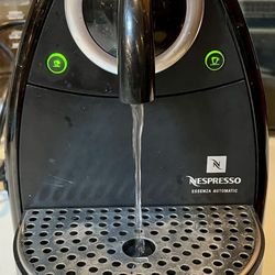 Nespresso Essenza C100 Automatic Espresso Maker Machine