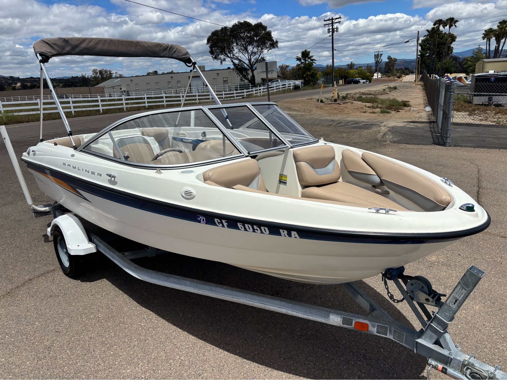2004 Bayliner 185 Bowrider Open Bow Ski Boat Pristine