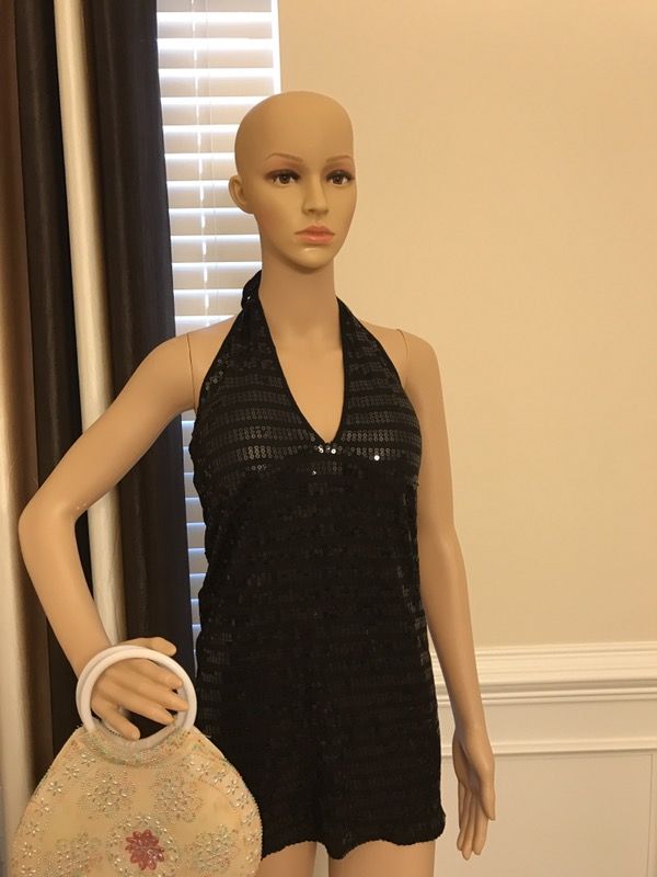 passport brand size M dress