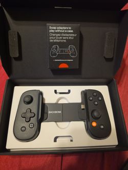 BACKBONE gaming controller