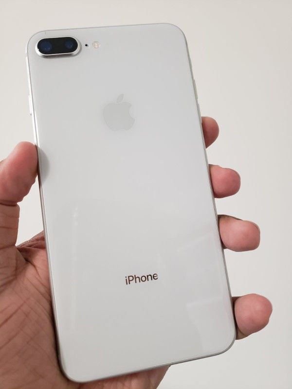 iPhone 8 Plus , Unlocked for all Company Carrier , Excellent Condition Like New