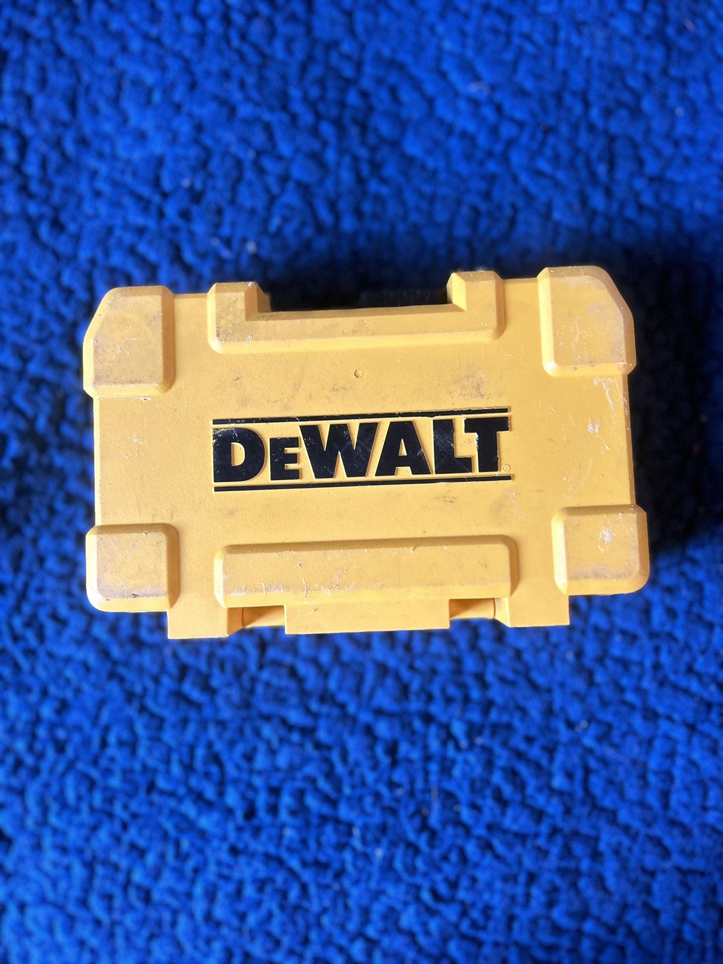 Dewalt