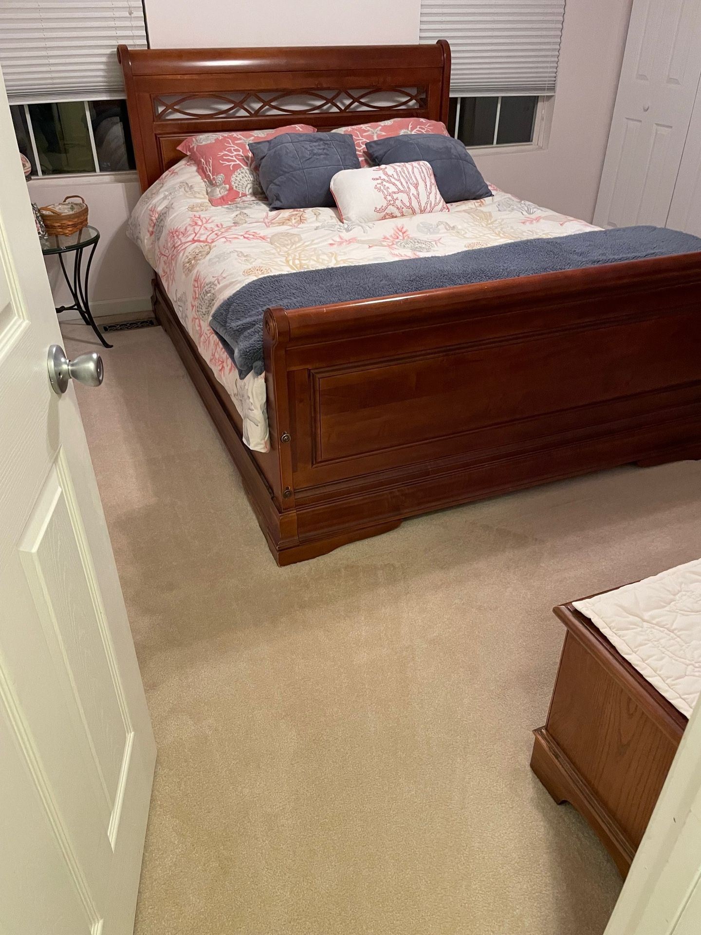 Bedroom Set - 6 Piece Solid Wood Set