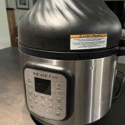 Instant Pot Duo Crisp + Air Fryer 12-in1 combo 8 quarts