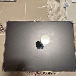 14" MacBook Pro