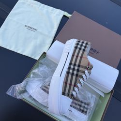 Burberry Low top Canva Designer Shoe 