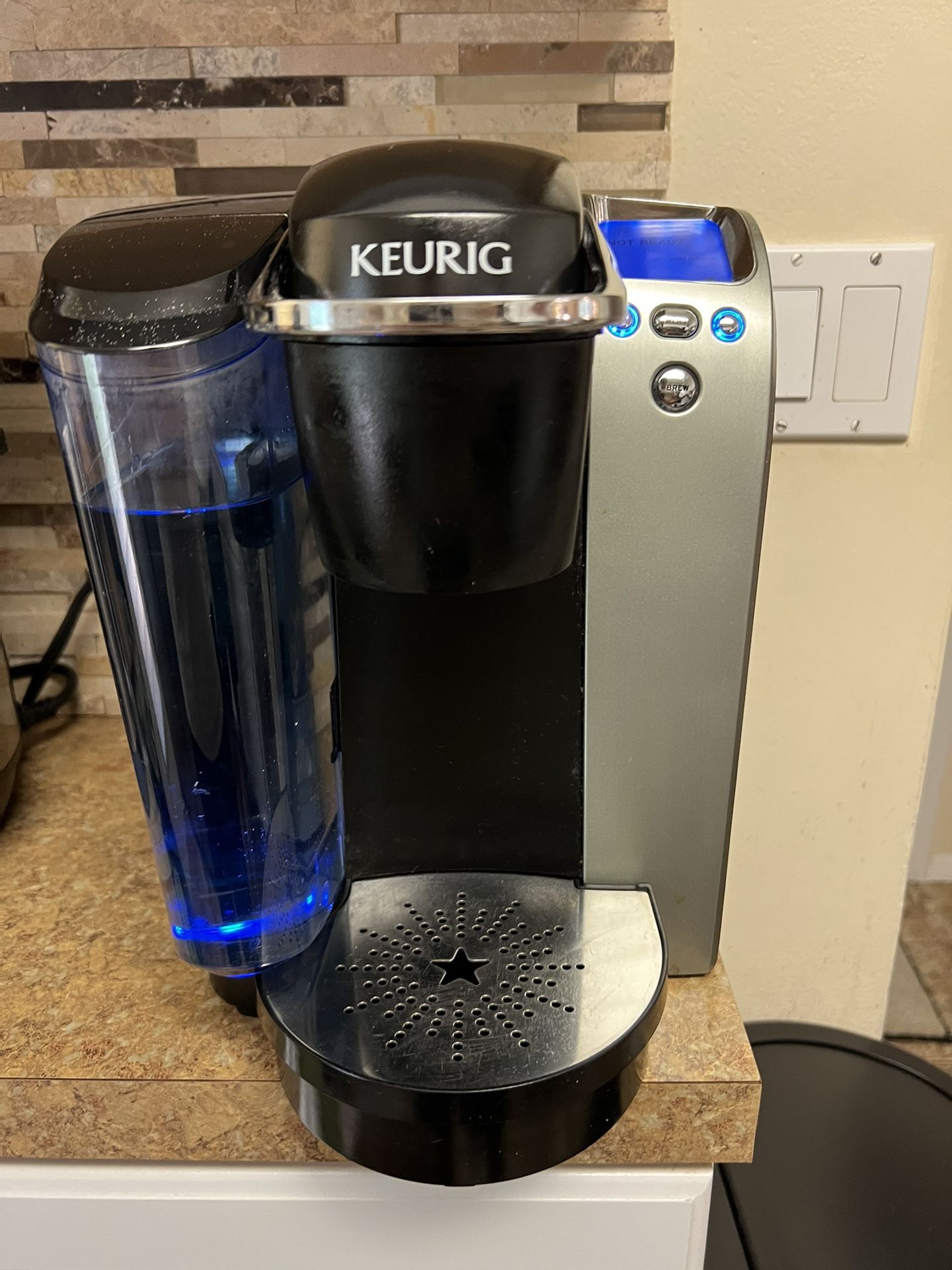 Keurig k75 coffee maker hot sale