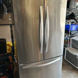 Whirlpool standard Depth Fridge WRF535SMBM00