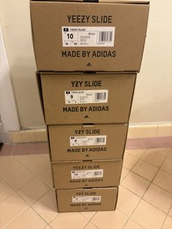 Yeezy Slides Onyx 🔥 Brand New – Sizes 9 & 10 – Multiple Available